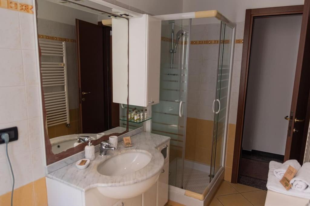 Genova-Tra Mare E Centro Storico Apartment Bagian luar foto